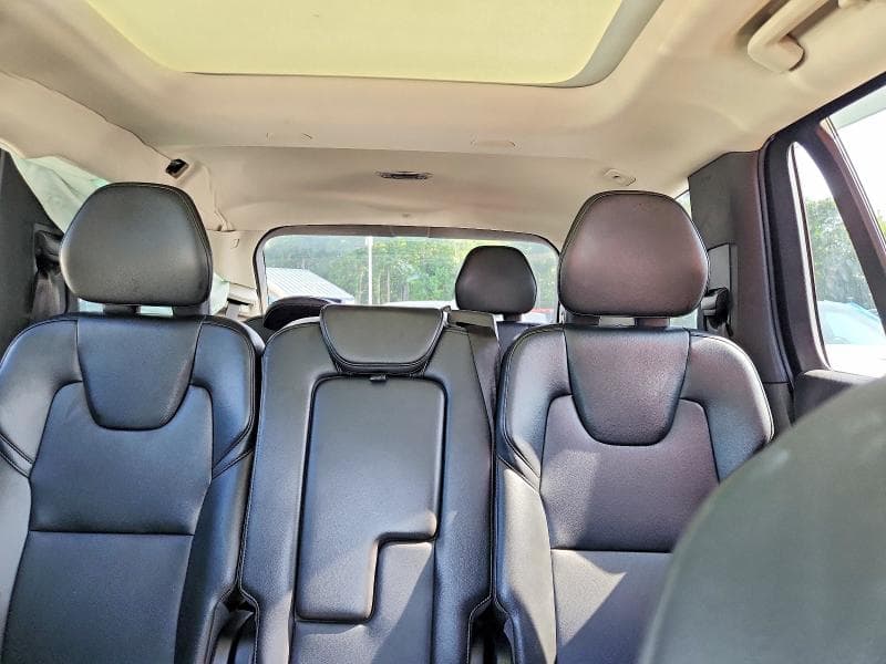 2020 VOLVO XC90 T5 MOMENTUM 10