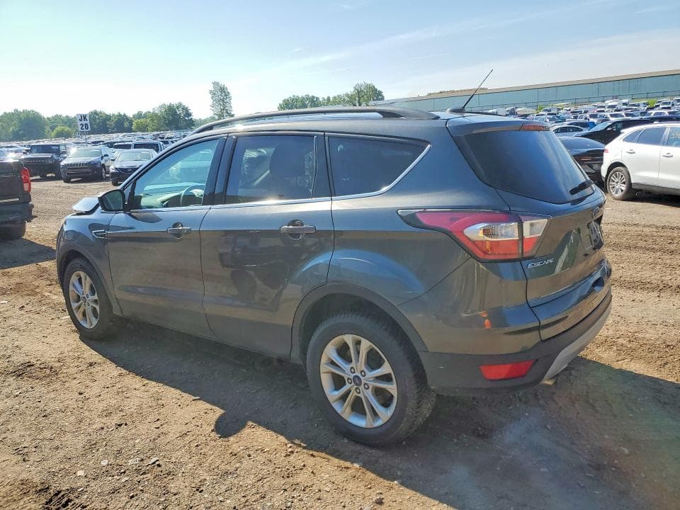 2017 FORD ESCAPE SE 2