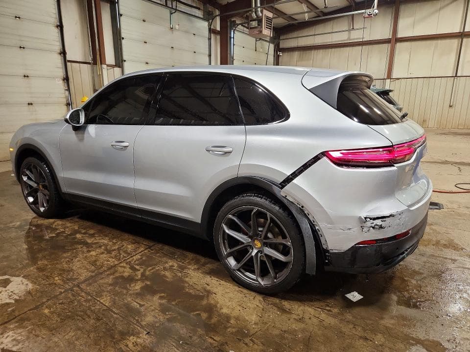 2019 PORSCHE CAYENNE 2