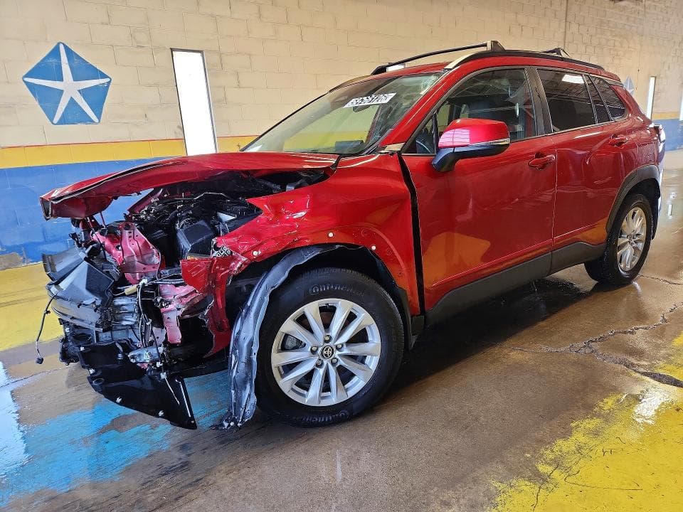 2024 TOYOTA COROLLA CROSS LE