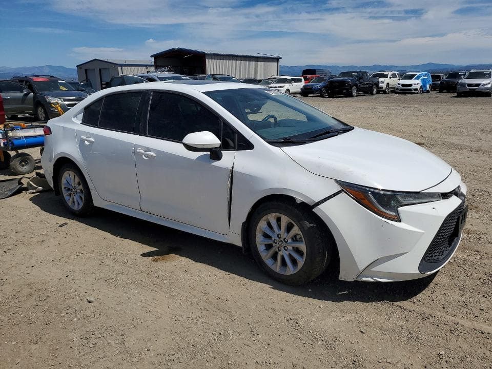 2021 TOYOTA COROLLA LE 4