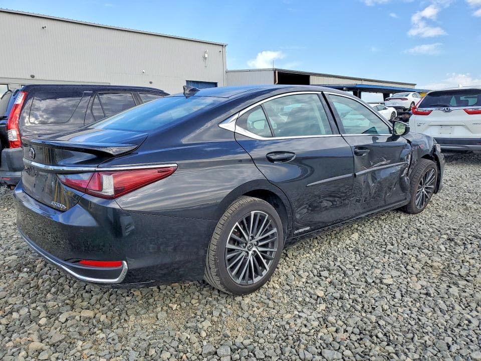 2022 LEXUS ES 300H BASE 3
