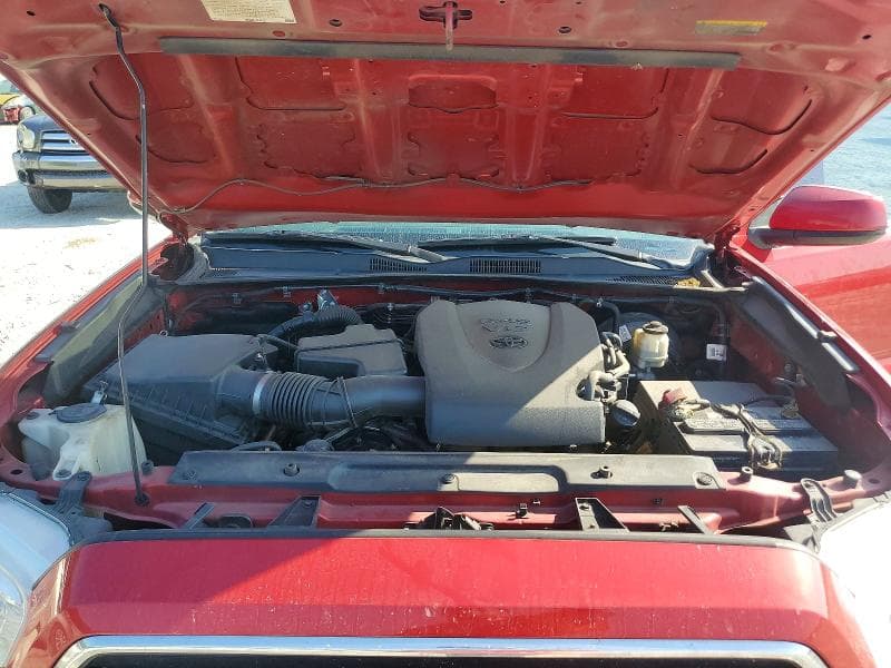 2020 TOYOTA TACOMA SR5 V6 11