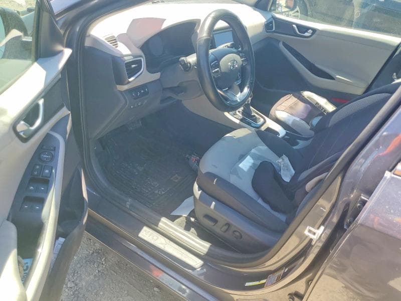 2019 HYUNDAI IONIQ SEL 8
