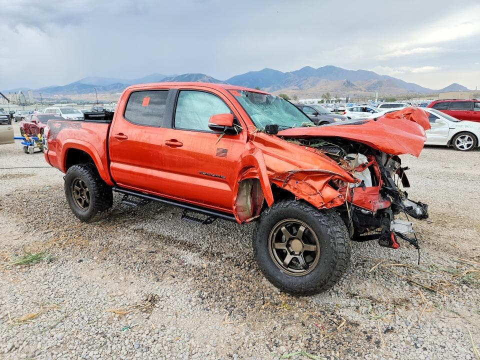 2017 TOYOTA TACOMA TRD SPORT 4