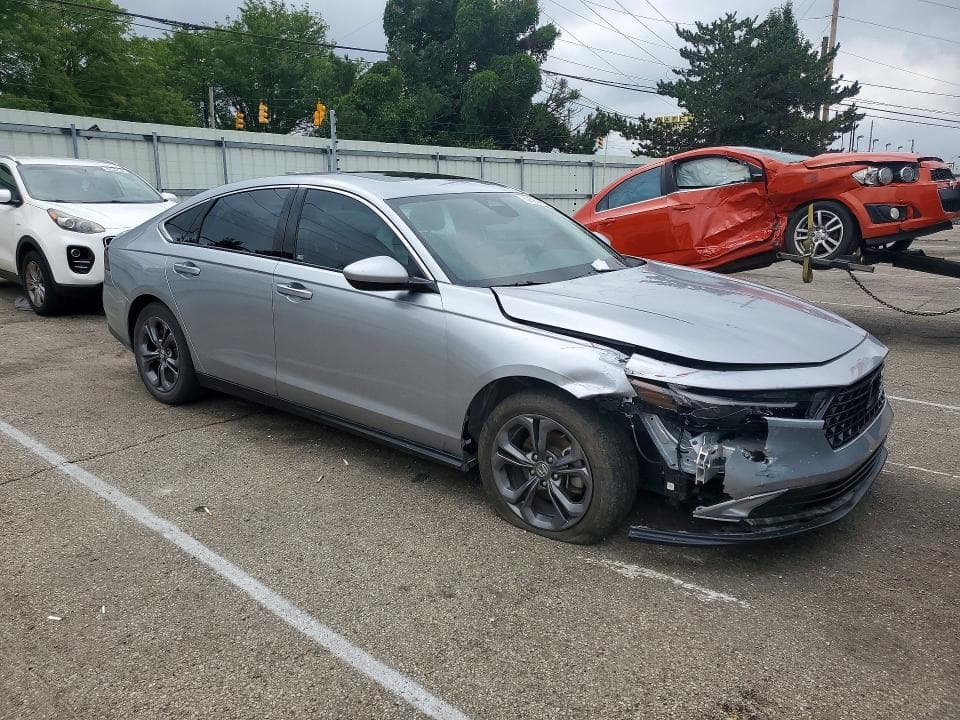2023 HONDA ACCORD EX 4