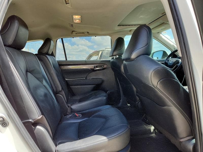 2023 TOYOTA HIGHLANDER HYBRID LIMITED 11