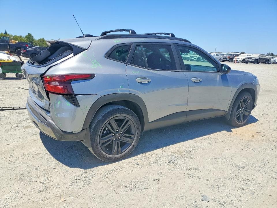2025 CHEVROLET TRAX ACTIV 3