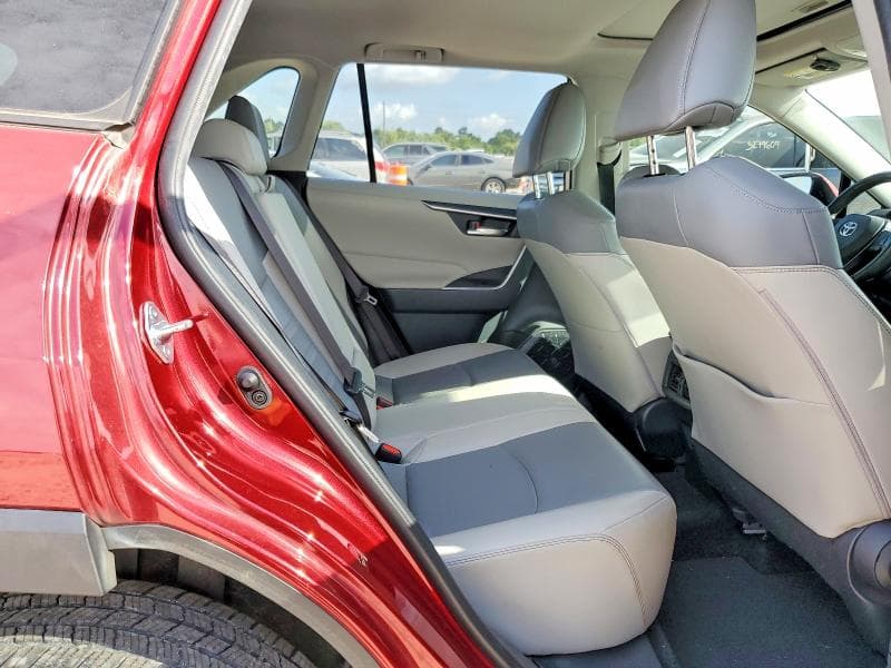 2019 TOYOTA RAV4 XLE PREMIUM 10