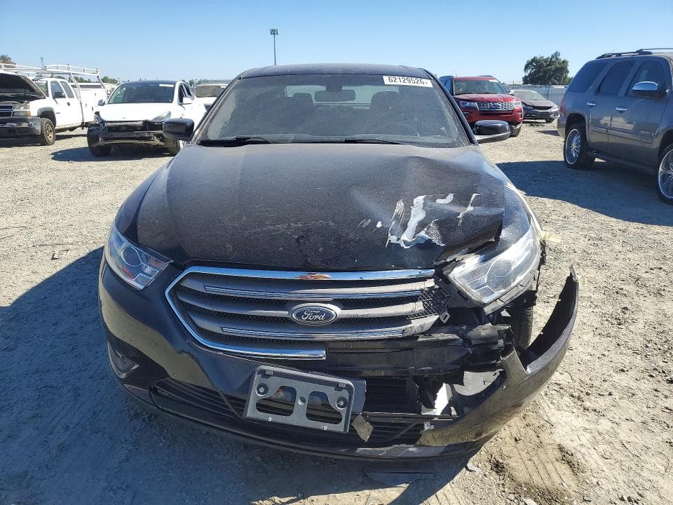 2018 FORD TAURUS SEL 5