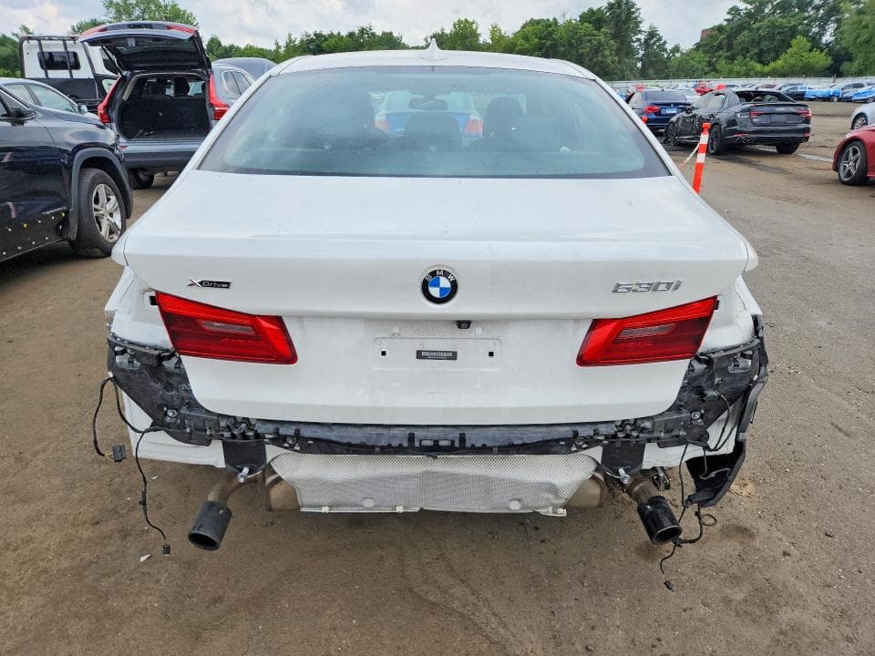 2018 BMW 530 XI 6