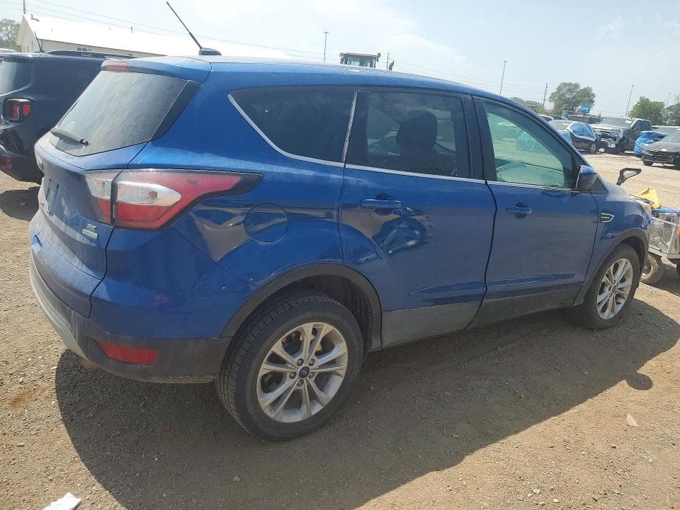 2017 FORD ESCAPE SE 3
