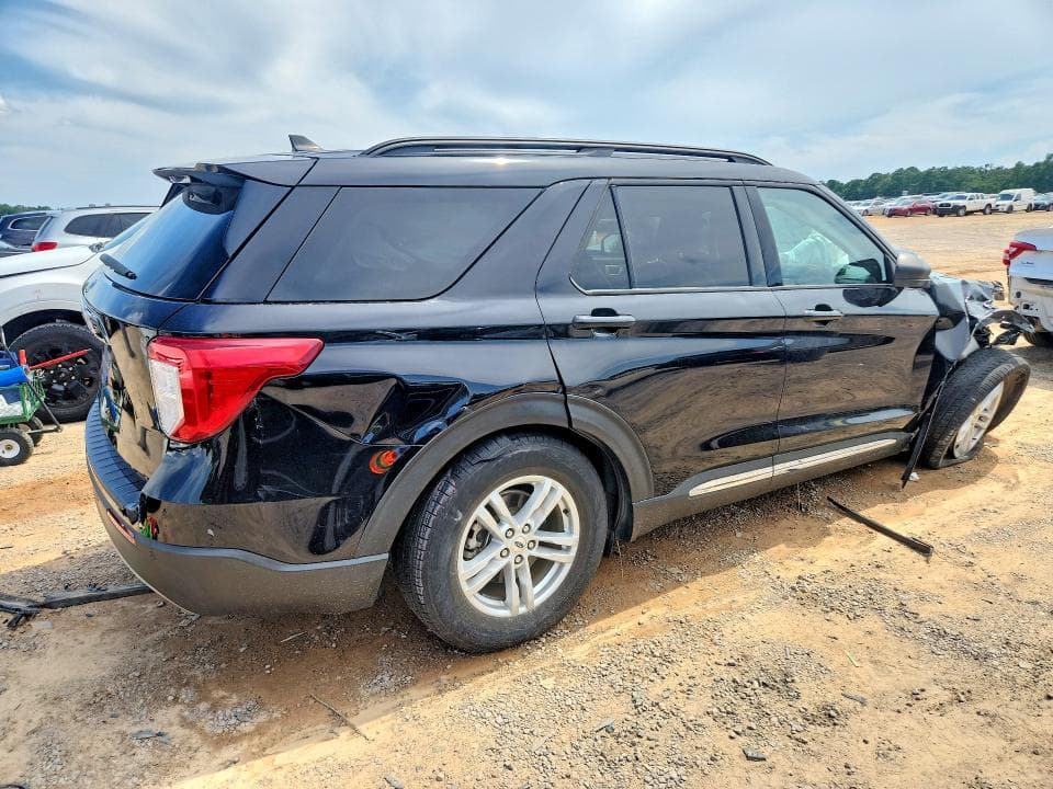 2022 FORD EXPLORER XLT 3