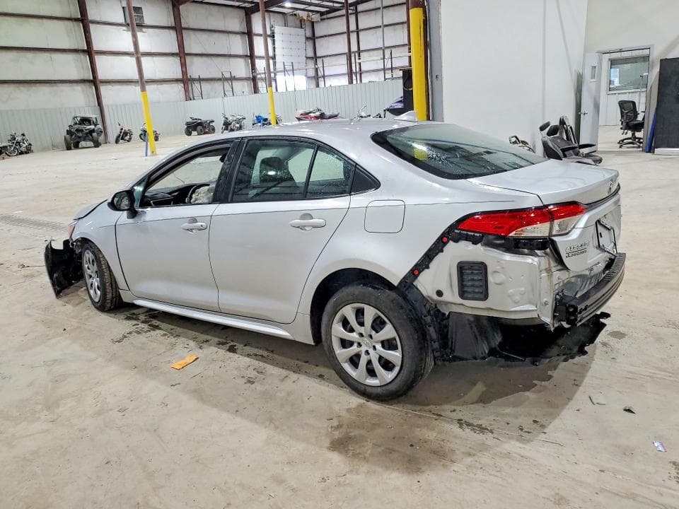 2022 TOYOTA COROLLA LE 2
