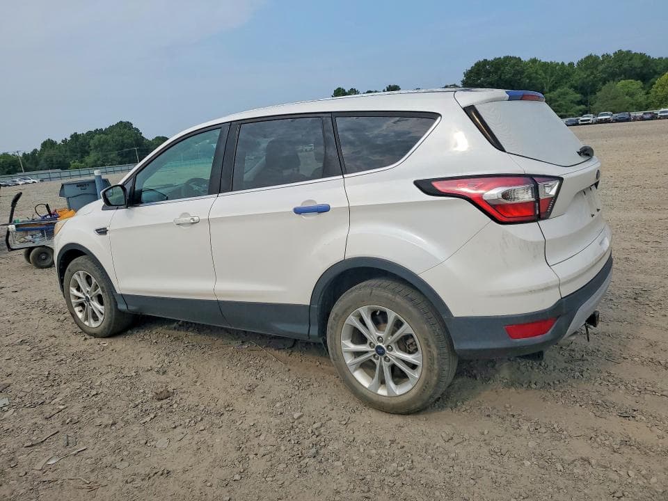 2017 FORD ESCAPE SE 2