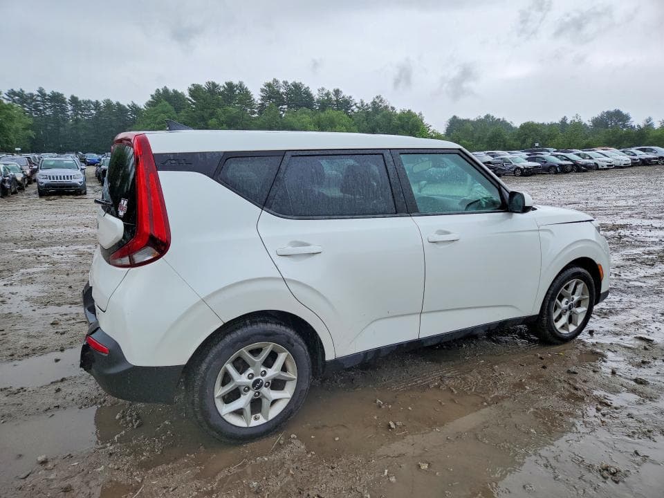 2022 KIA SOUL LX 3
