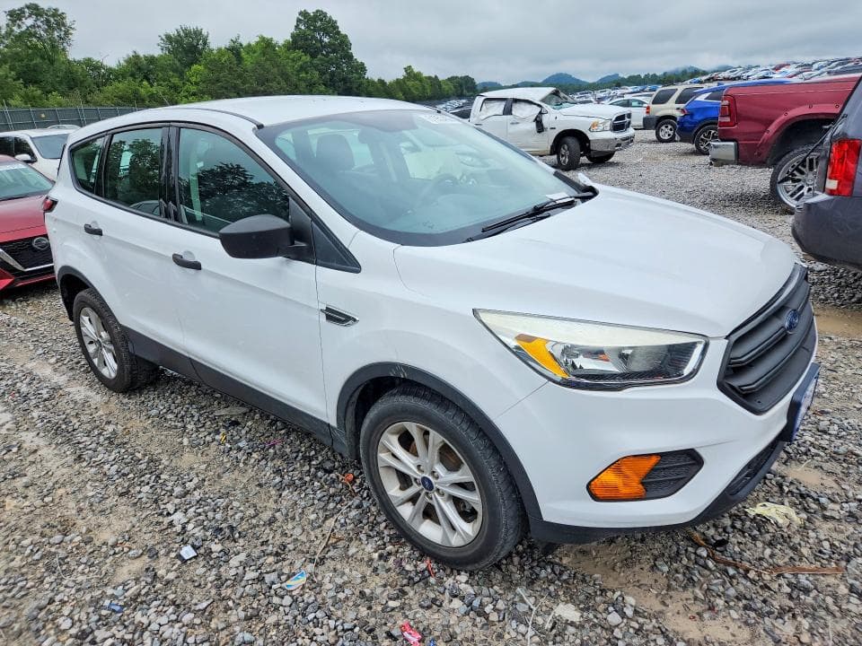 2017 FORD ESCAPE S 4