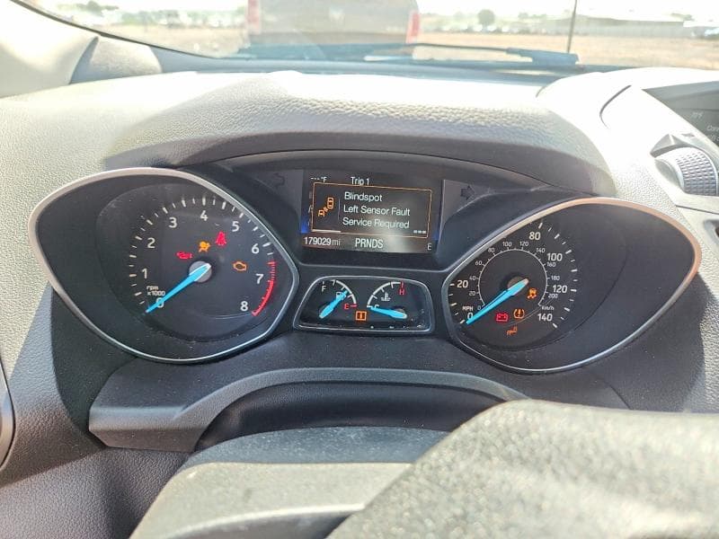 2017 FORD ESCAPE SE 9