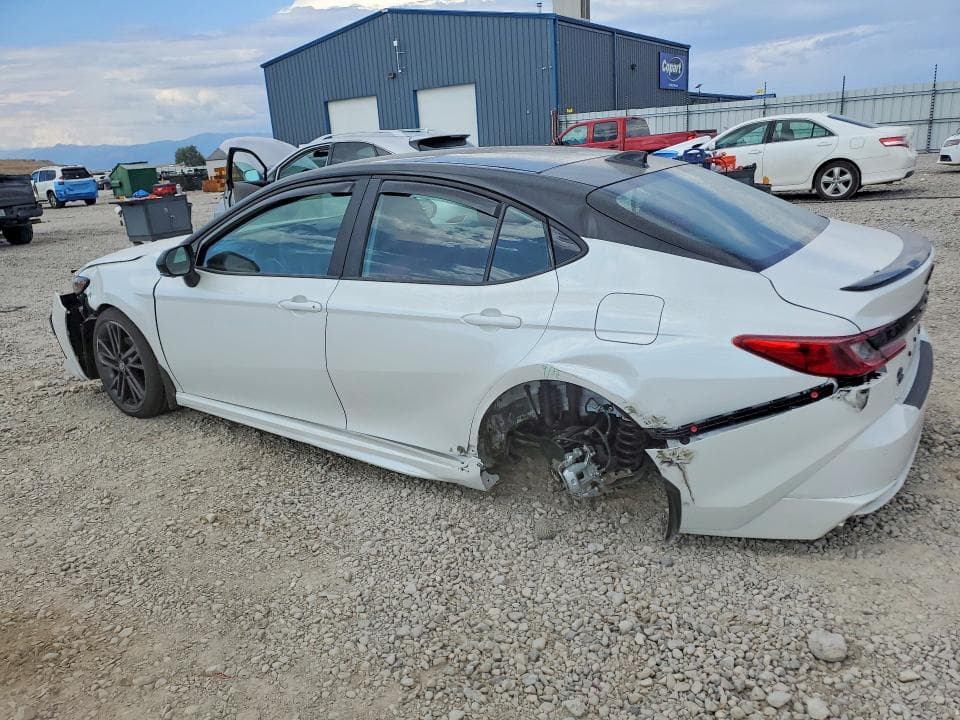 2026 TOYOTA CAMRY XSE 2