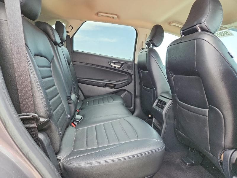 2022 FORD EDGE SE 11