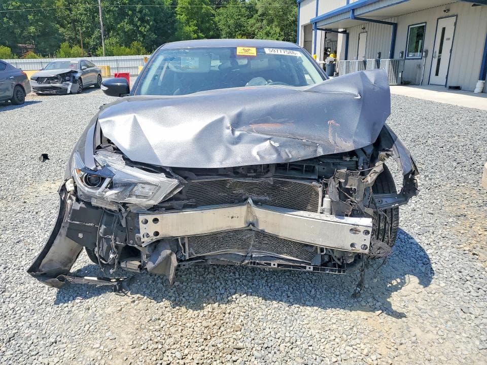 2017 NISSAN MAXIMA 3.5 SV 5