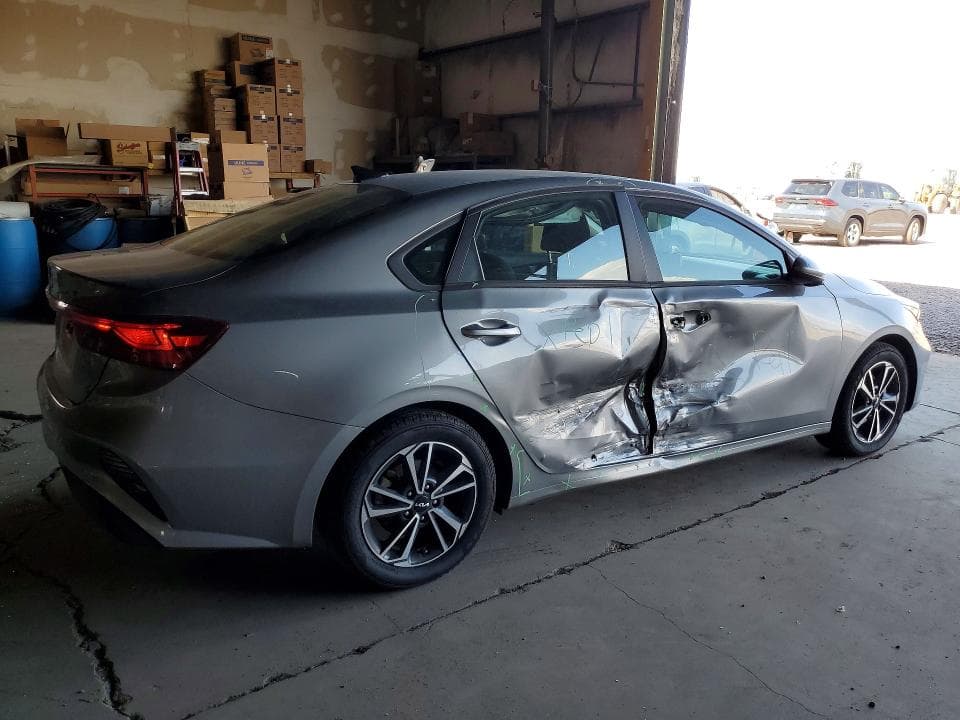 2024 KIA FORTE LXS 3