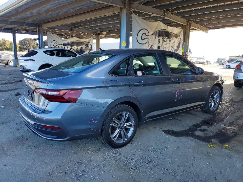 2024 VOLKSWAGEN JETTA SE 3