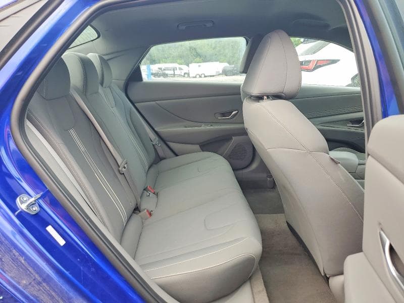 2023 HYUNDAI ELANTRA SEL 10