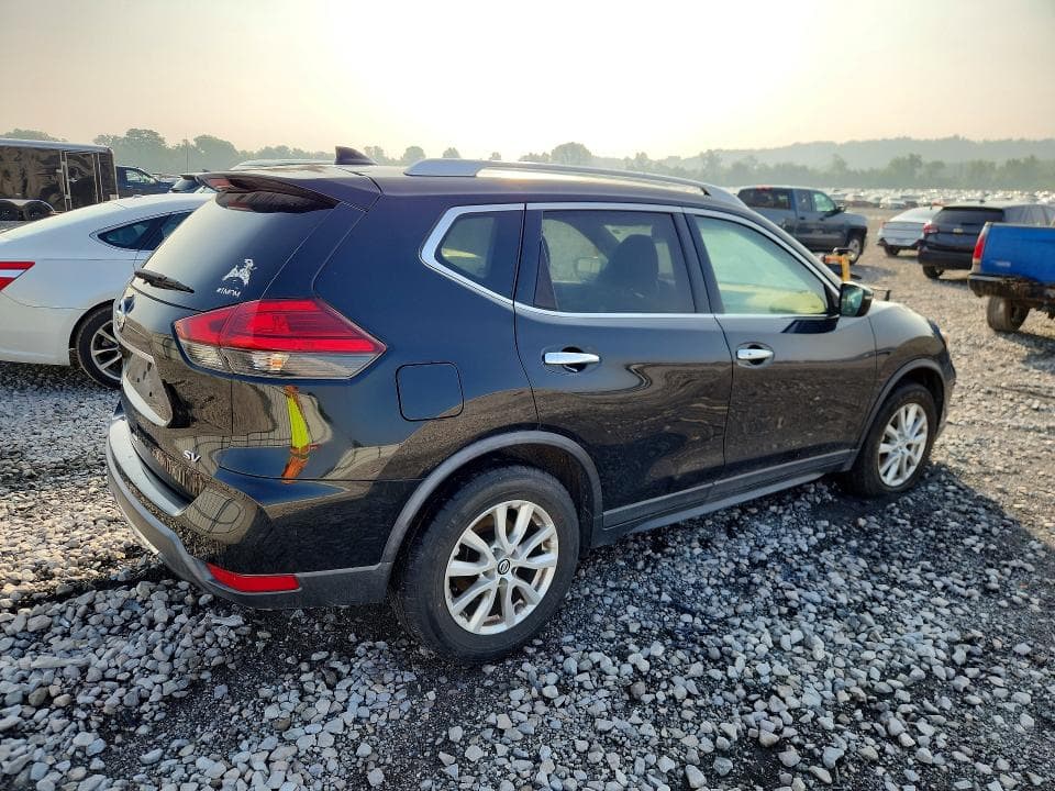 2017 NISSAN ROGUE SV 3