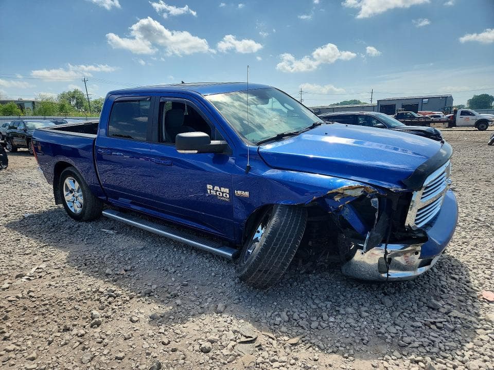2019 RAM 1500 CLASSIC SLT 4