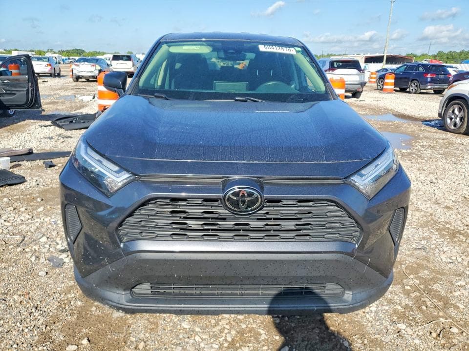 2023 TOYOTA RAV4 LE 5