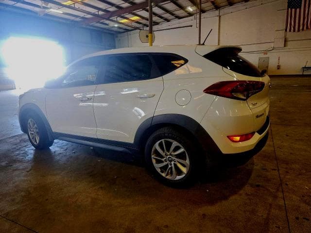 2017 HYUNDAI TUCSON SE 2