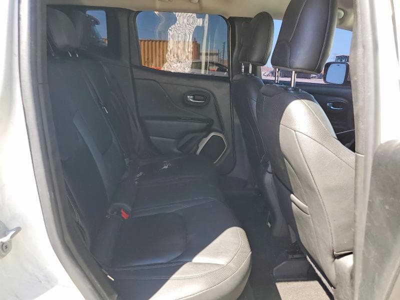 2017 JEEP RENEGADE LIMITED 10