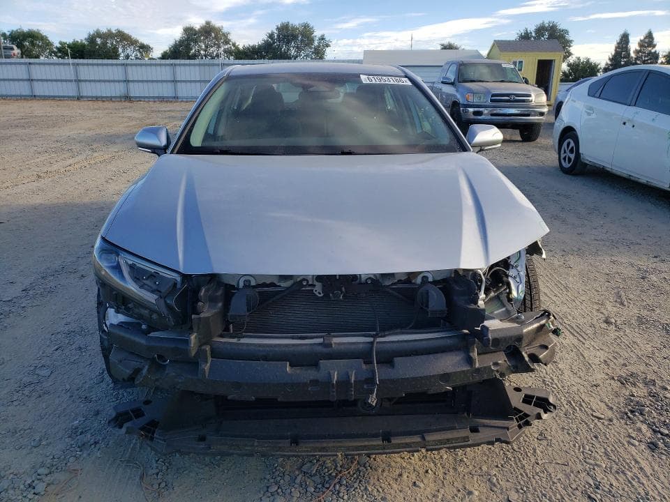 2025 TOYOTA CAMRY LE 5