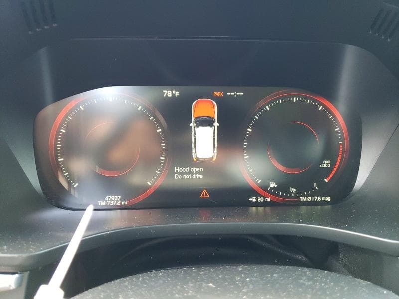 2020 VOLVO XC60 T5 MOMENTUM 9