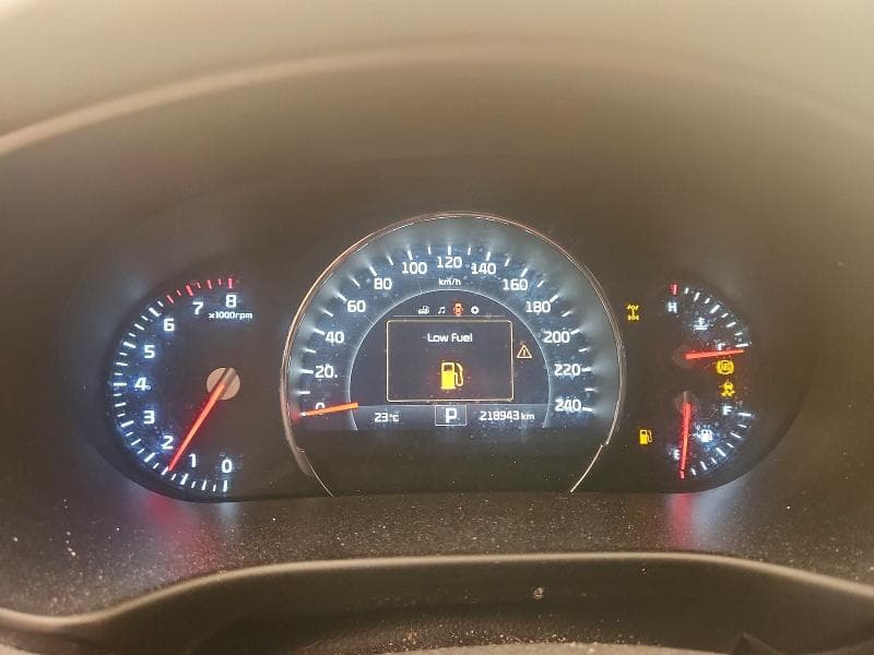 2017 KIA SORENTO EX 9
