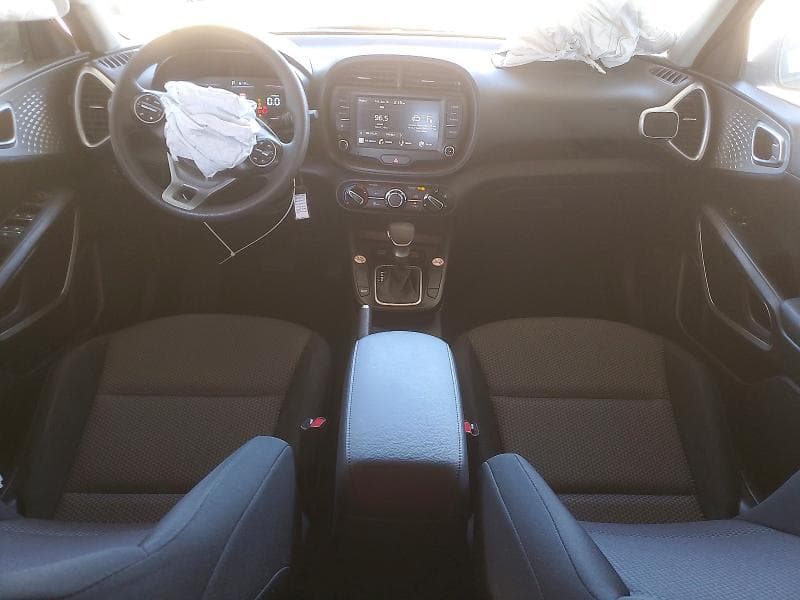 2024 KIA SOUL LX 8