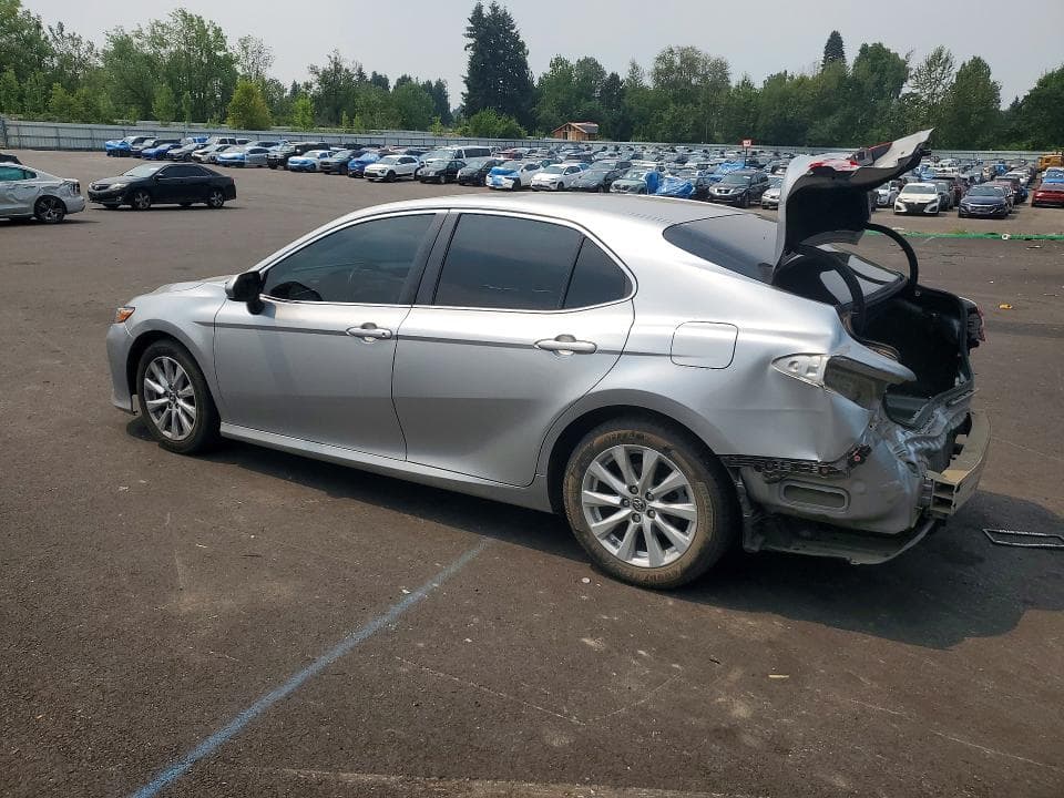 2018 TOYOTA CAMRY LE 2