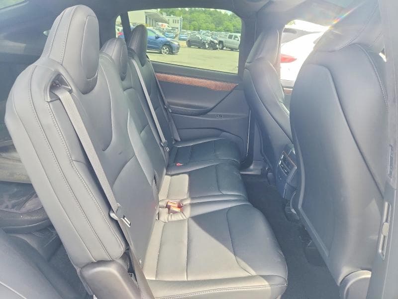 2020 TESLA MODEL X 11