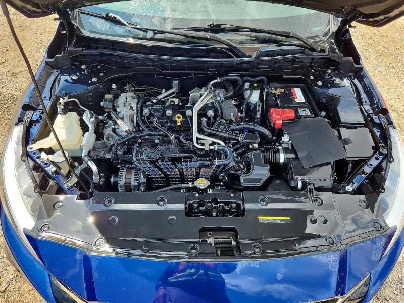 2021 NISSAN ALTIMA SR 11