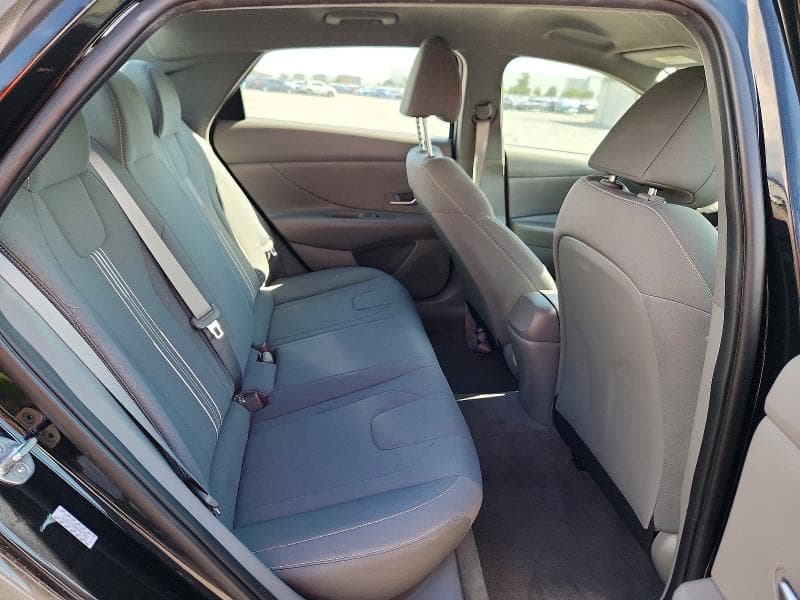 2023 HYUNDAI ELANTRA SEL 10