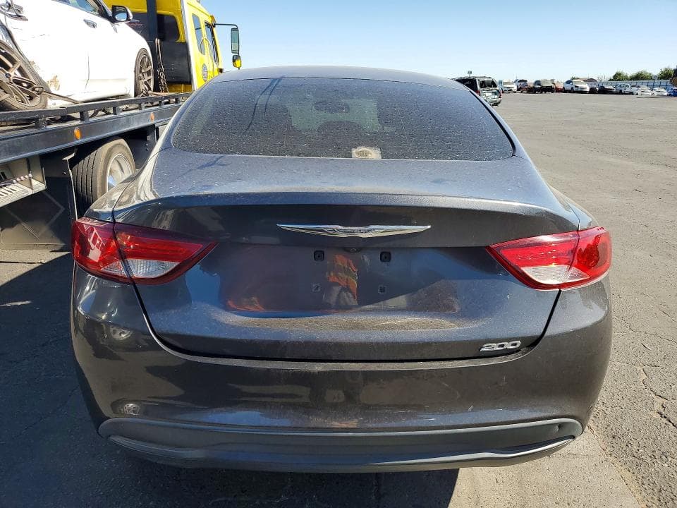 2017 CHRYSLER 200 LX 6