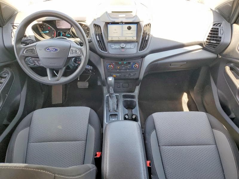 2017 FORD ESCAPE SE 8