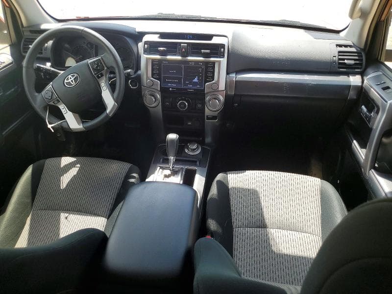 2024 TOYOTA 4RUNNER SR5 8