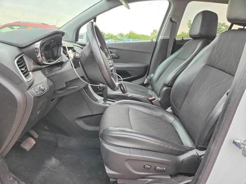 2019 CHEVROLET TRAX 1LT 7