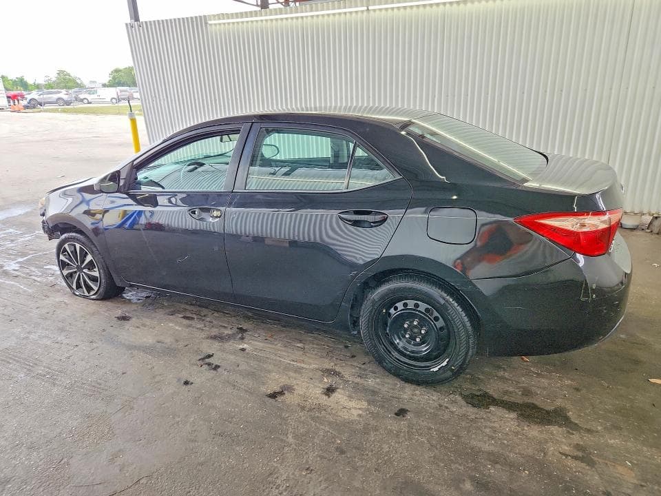 2019 TOYOTA COROLLA LE 2