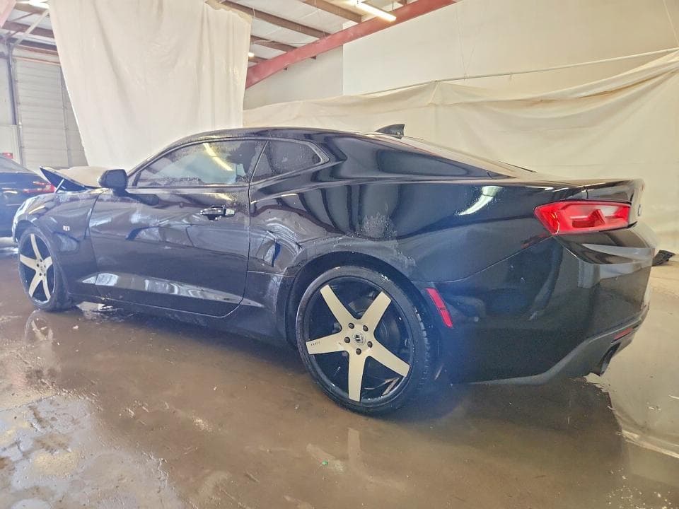 2018 CHEVROLET CAMARO LT 2