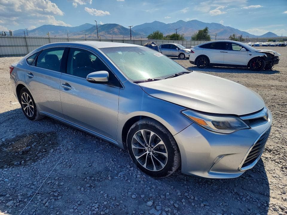 2018 TOYOTA AVALON XLE 4