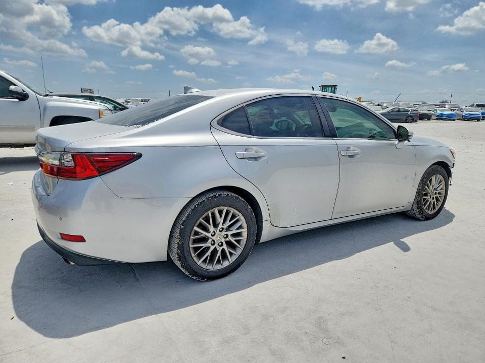 2017 LEXUS ES 350 3