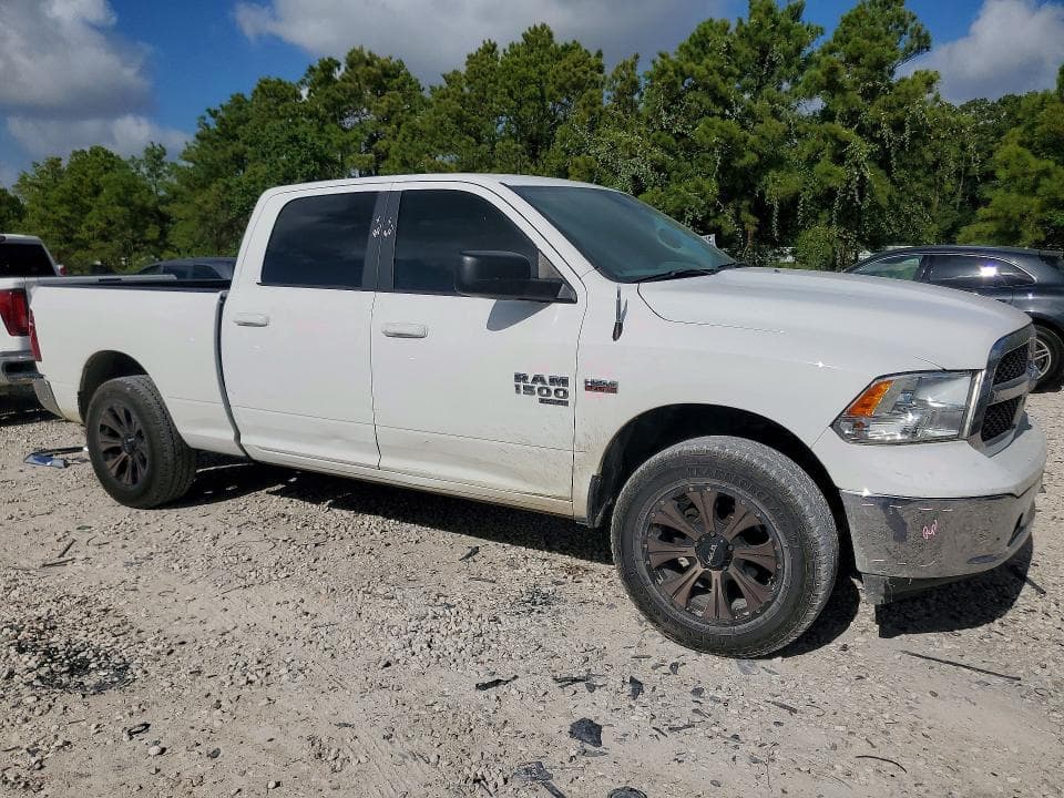 2020 RAM 1500 CLASSIC SLT 4